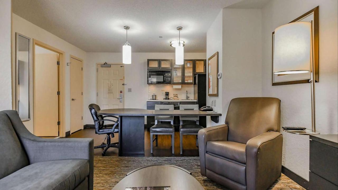 Sonesta Simply Suites Oklahoma City Airport Kültér fotó