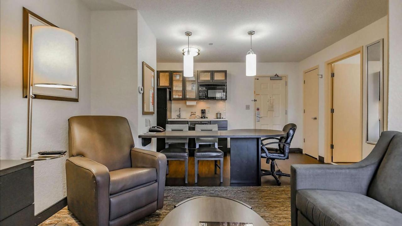 Sonesta Simply Suites Oklahoma City Airport Kültér fotó